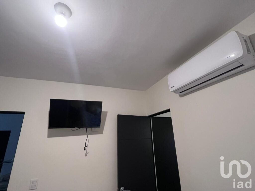 Departamento en RENTA Residencial Lirios Amueblado