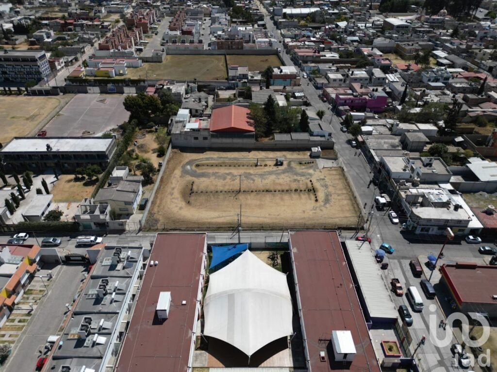 Terreno en esquina en Renta para Franquicia (parcial o totalmente)