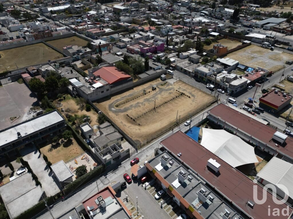 Terreno en esquina en Renta para Franquicia (parcial o totalmente)