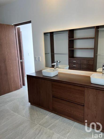 CASA EN VENTA LAGOS DEL SOL - CANCÚN