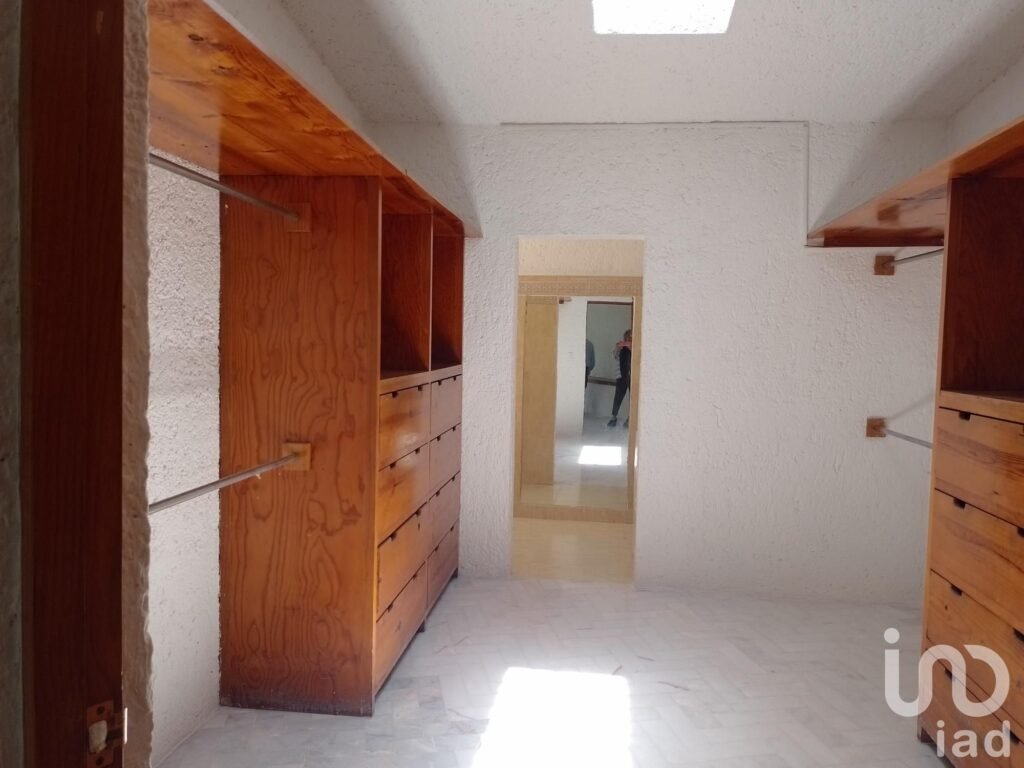 Casa en Venta Zona Dorada - Vista Hermosa, Cuernavaca, Morelos.