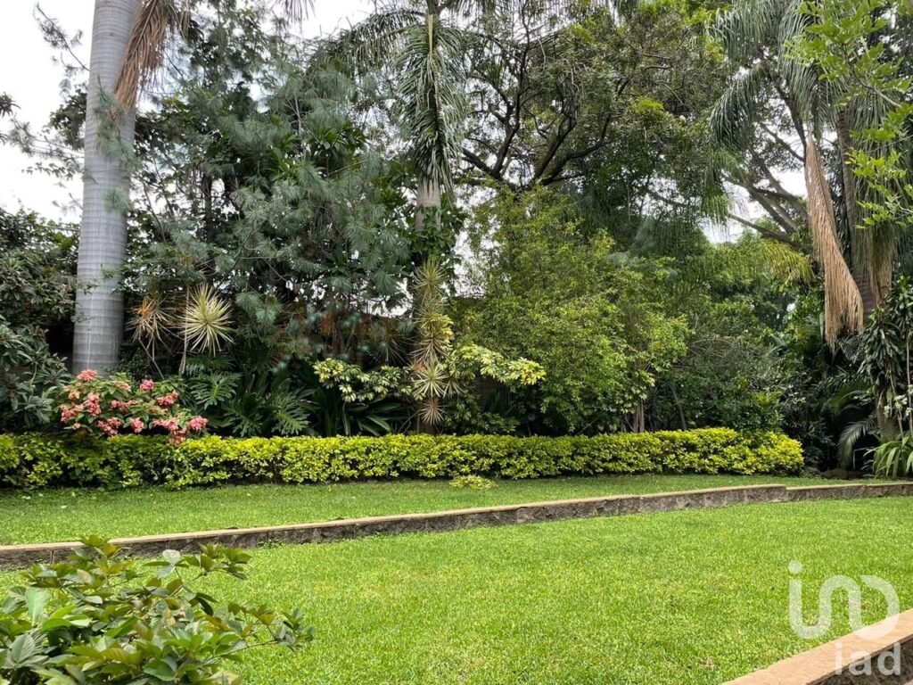 VENTA DE TERRENO ZONA DORADA , CUERNAVACA MORELOS