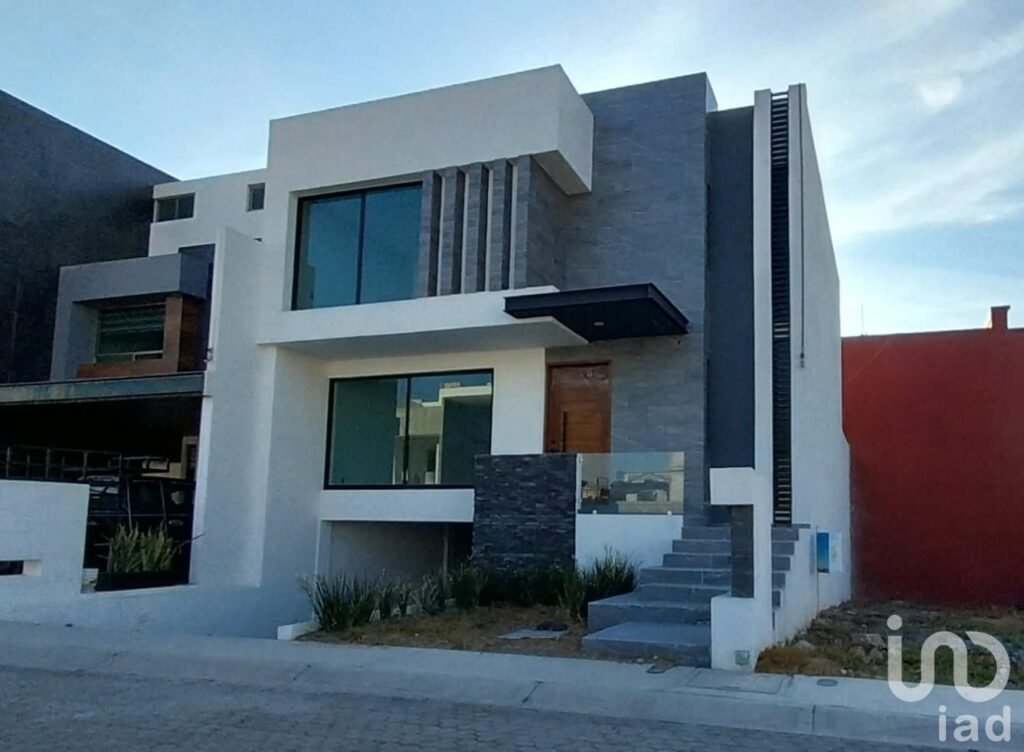 Se vende casa nueva en Mina Calicanto, Zona Plateada, Pachuca, Hidalgo