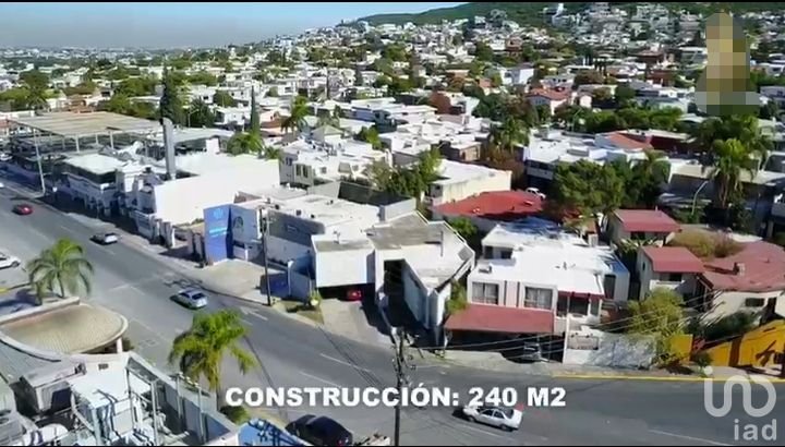 Casa en Venta en Contry La Silla, Nuevo Leon