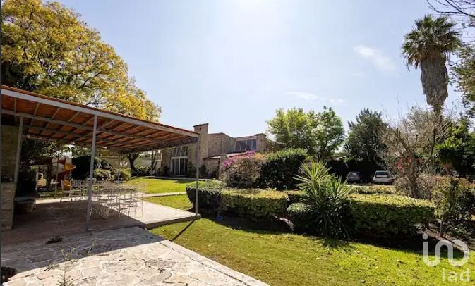 CASA  EN VENTA DE INSPIRACIÓN EN PUEBLO MÁGICO EL PUEBLITO