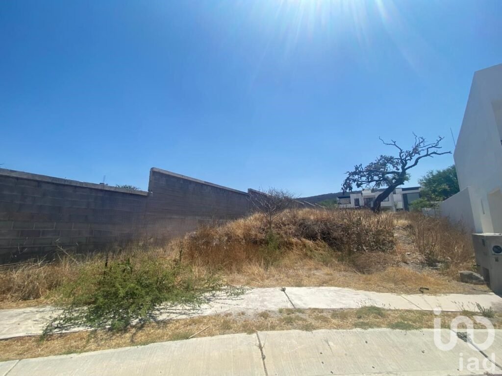 Venta de Terreno en El Encino en Querètaro