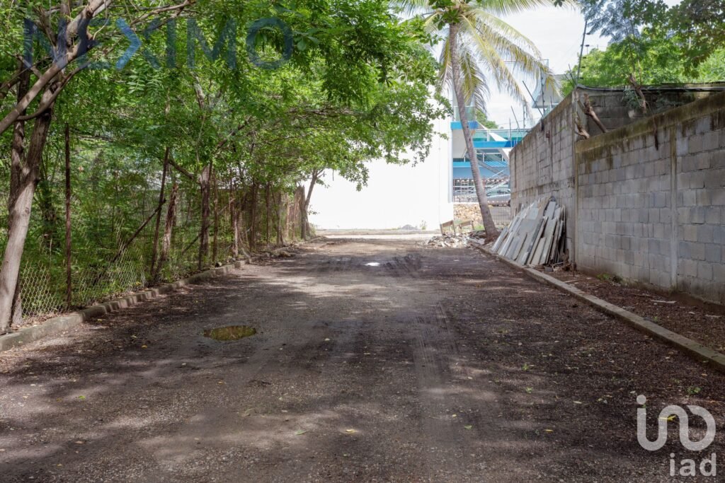 Terreno en Venta privada de zona Diamante. Acapulco, Guerrero.