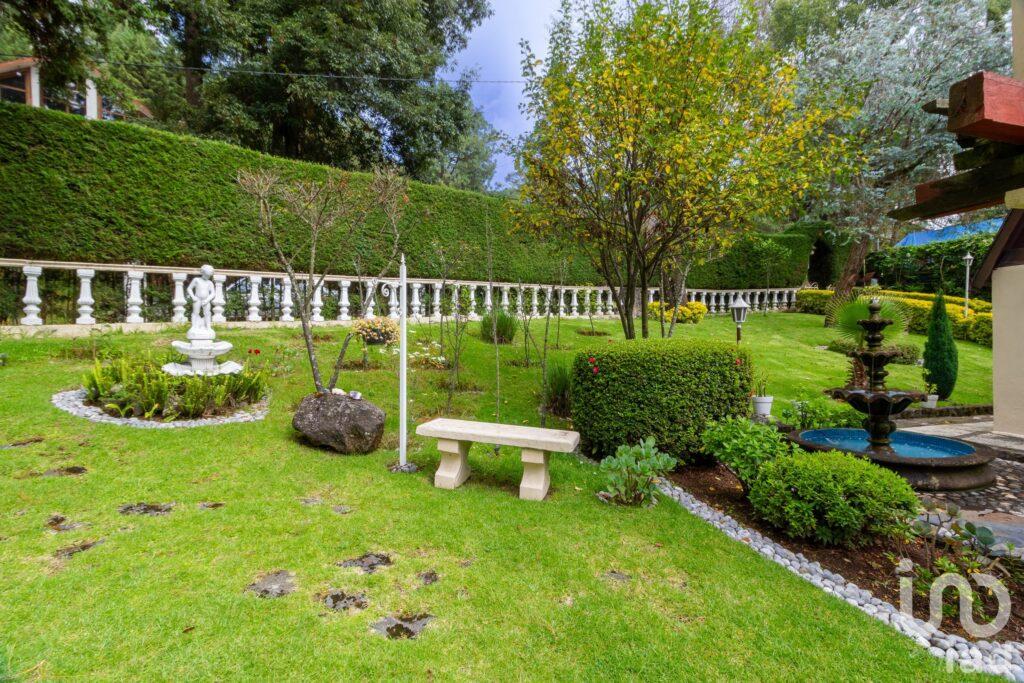 Casa en Venta en Saint Moritz Huitzilac Morelos en Zona Boscosa