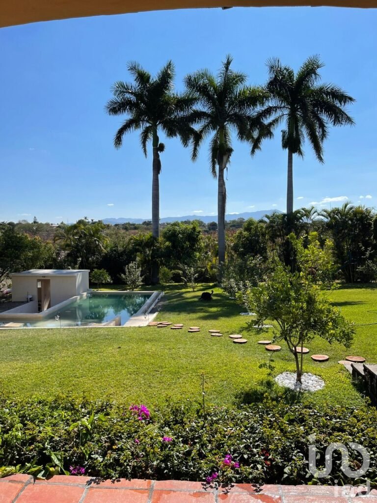 Casa en venta para fin de semana o renta vacacional cerca de Tequesquitengo, Cuernavaca