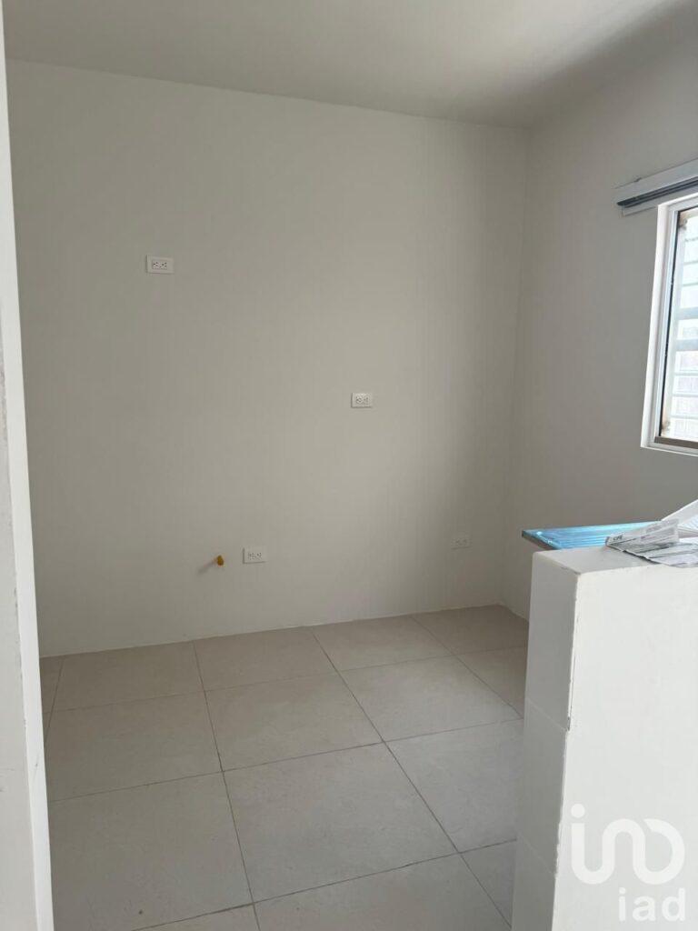 CASA EN VENTA EN SAN MIGUEL DEL PARQUE, ESCOBEDO N.L.