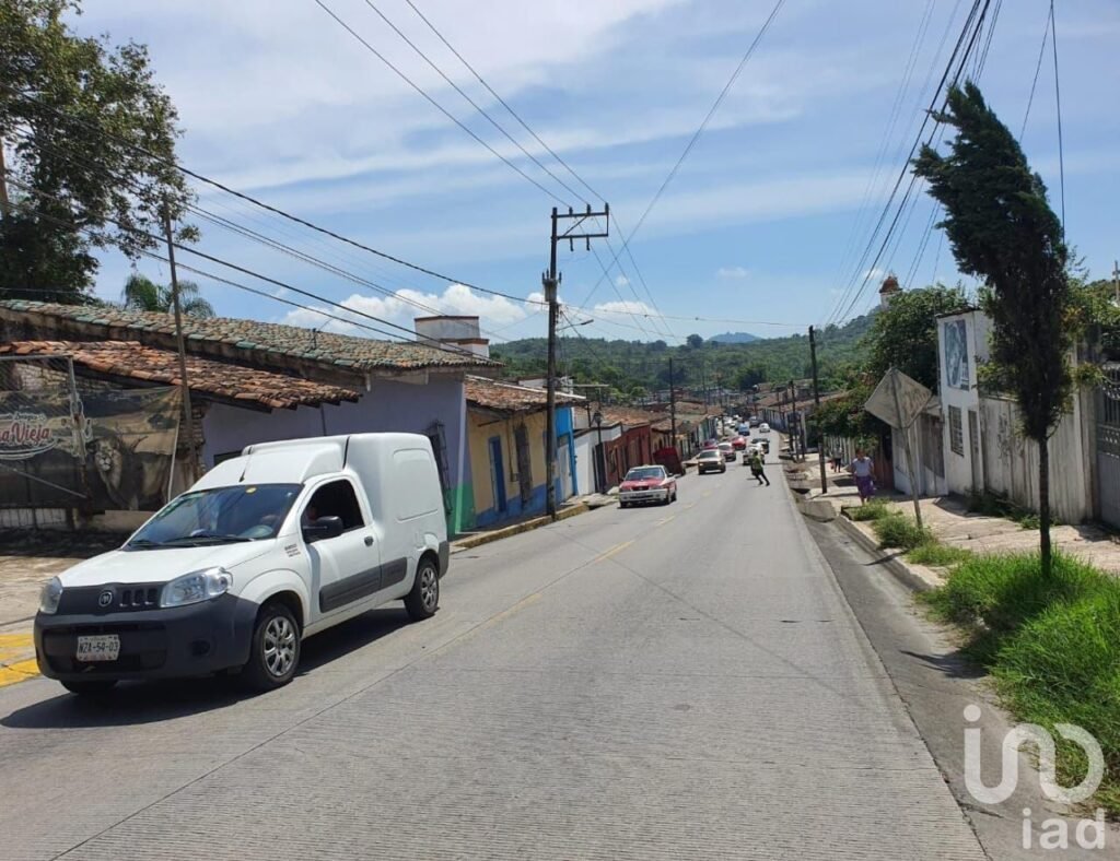 Venta de terreno en San Marcos de León, Xico, Veracruz. 940m2