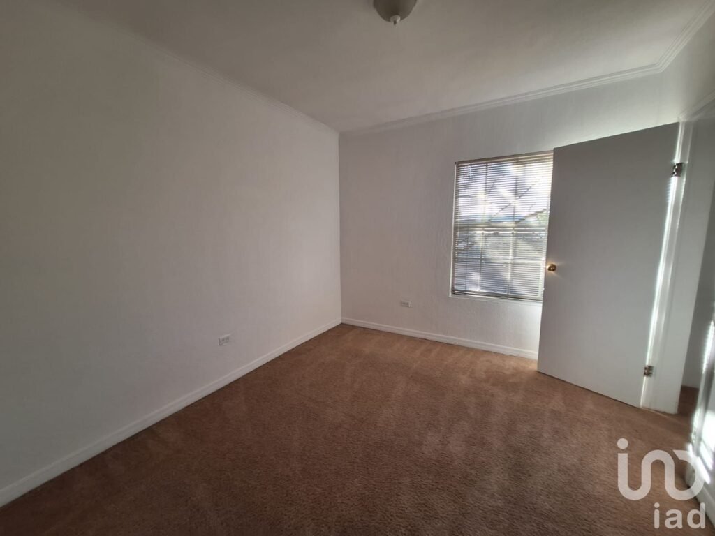 DEPARTAMENTO EQUIPADO EN RENTA EN COMPLEJO CON ALBERCA Y GIMNASIO, CD JUAREZ