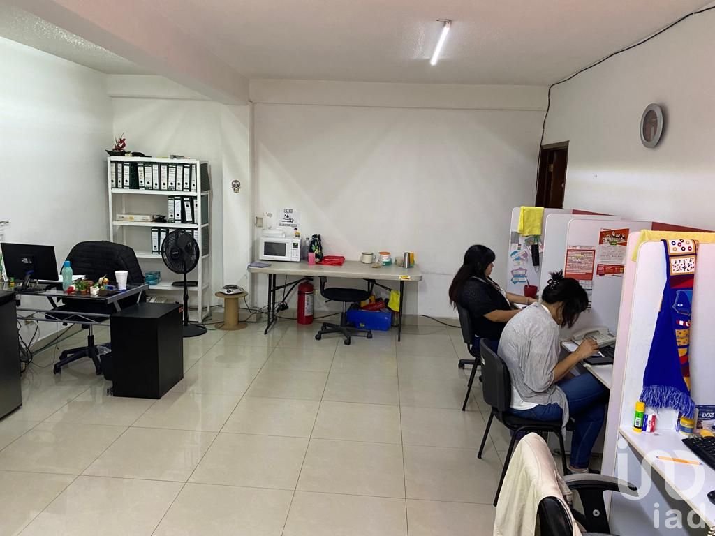 OFICINAS CON BODEGA EN VENTA RESIDENCIAL ARBOLEDAS CELAYA