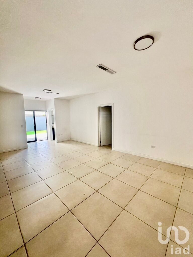 Casa en Renta en Privada Cataviñá, Dos recámaras, amueblada o sin amueblar, Mexicali.