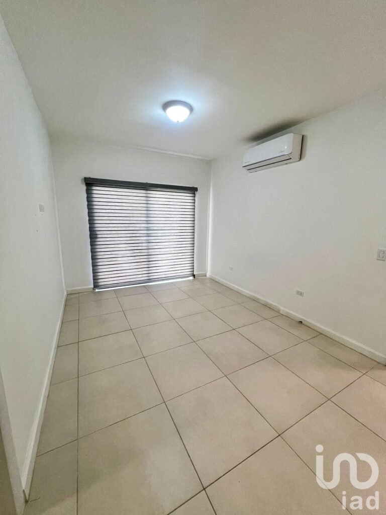 Casa en Renta en Privada Cataviñá, Dos recámaras, amueblada o sin amueblar, Mexicali.