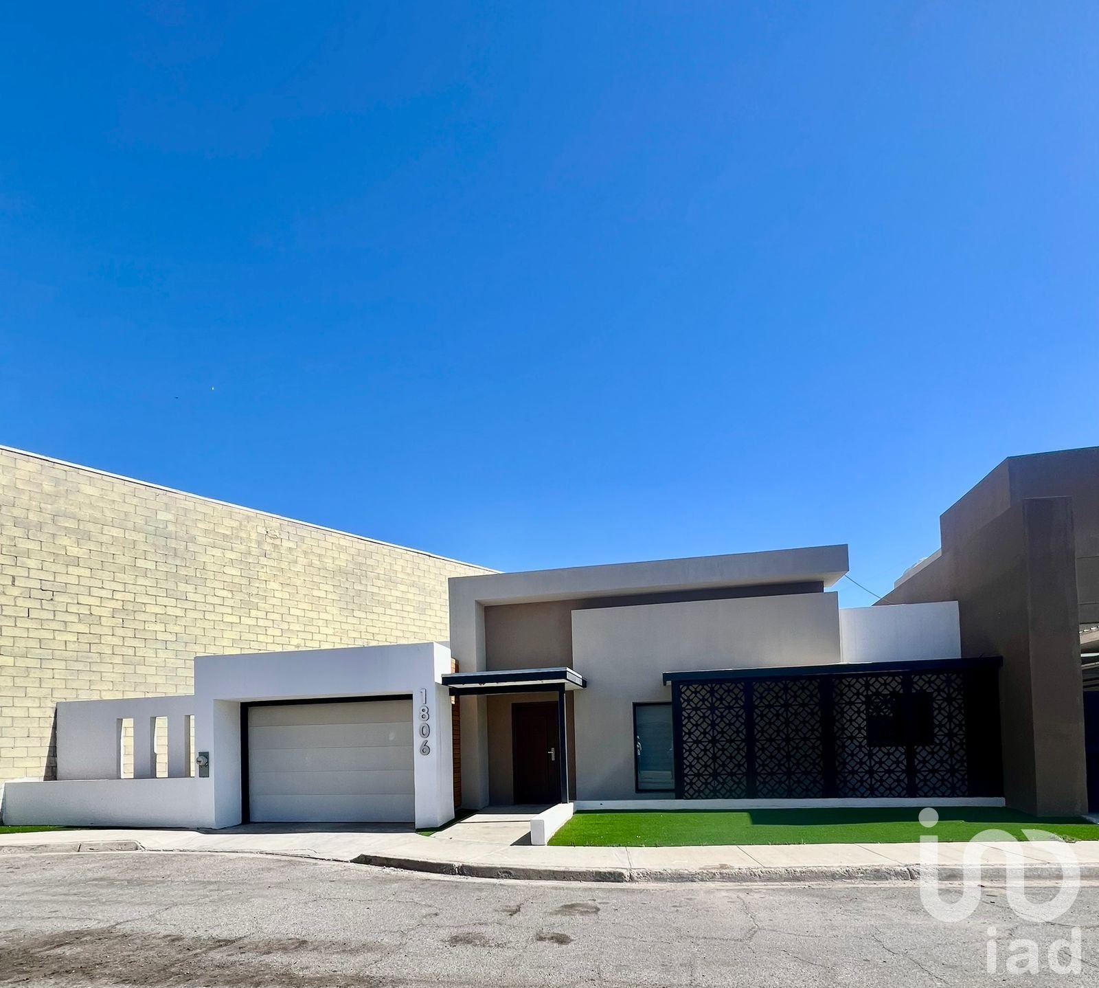 Casa en Renta en Privada Cataviñá, Dos recámaras, amueblada o sin amueblar, Mexicali.