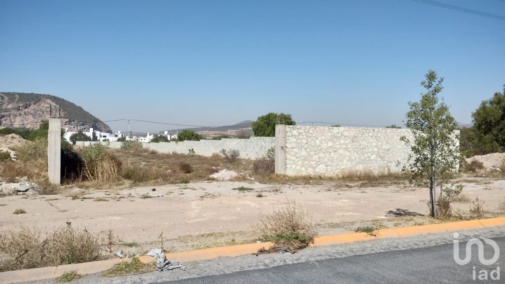 Se vende terreno comercial en la Villas la Concepción, Pachuca, Hidalgo.