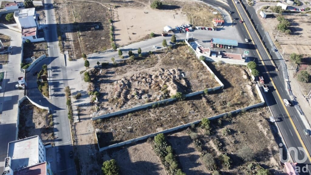 Se vende terreno comercial en la Villas la Concepción, Pachuca, Hidalgo.