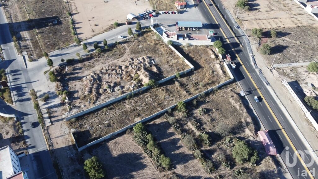 Se vende terreno comercial en la Villas la Concepción, Pachuca, Hidalgo.