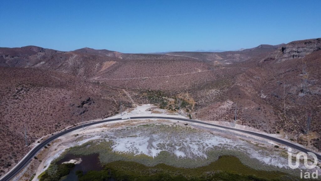 TERRENO 100 HAS FRENTE PLAYA Y CARRETERA LA PAZ-PICHILINGUE, LA PAZ, BAJA CALIFORNIA SUR