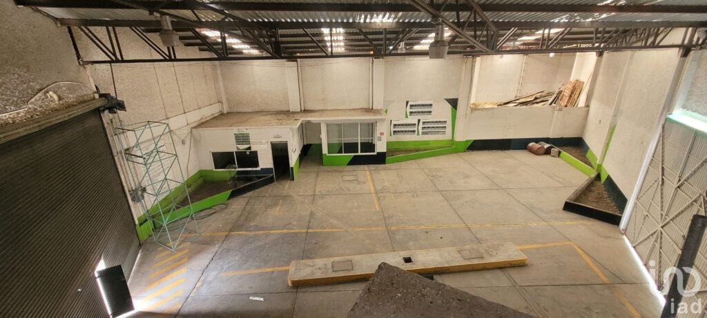 Se renta local en Plaza San Charbel  en la Providencia, Mineral de la Reforma,  Hidalgo.