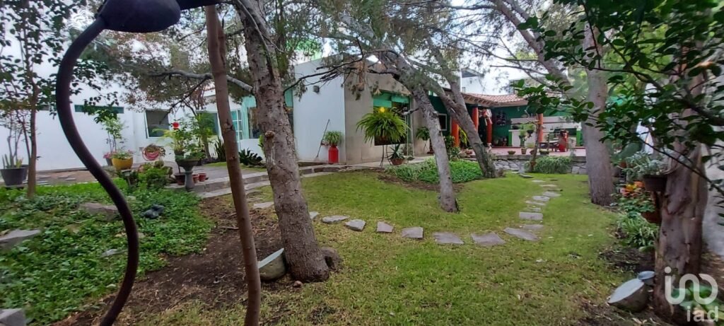 Casa en venta en Colinas del Cimatario Queretaro con recamara en planta baja