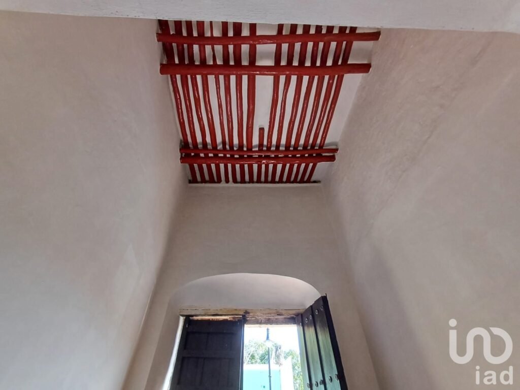 VENDO CASONA PARA NEGOCIO EN CENTRO HSITORICO DE VALLADOLID, YUCATAN