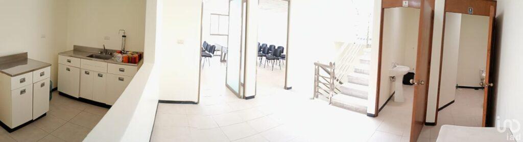 VENTA DE EDIFIO BREMOT