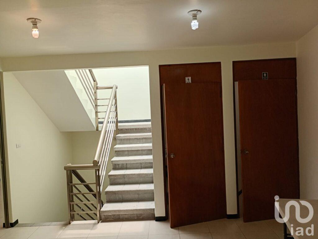 VENTA DE EDIFIO BREMOT