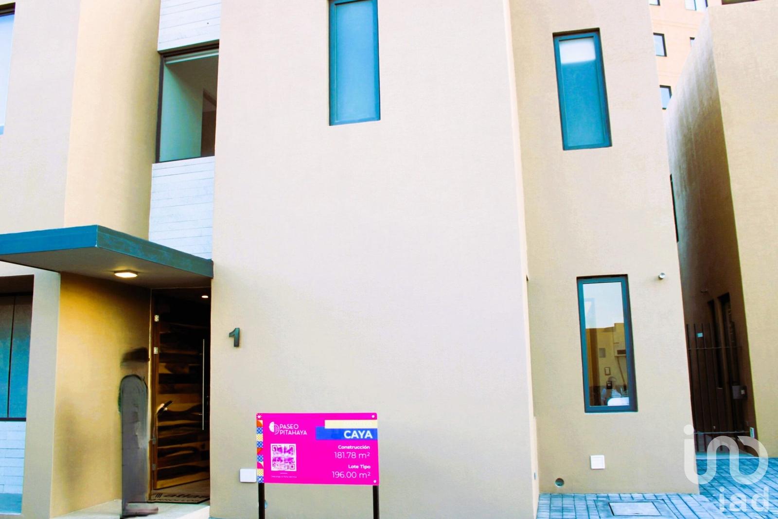 Casa en venta en Paseo Pitahaya, modelo Caya, El Marques, Zibatá, Querétaro.