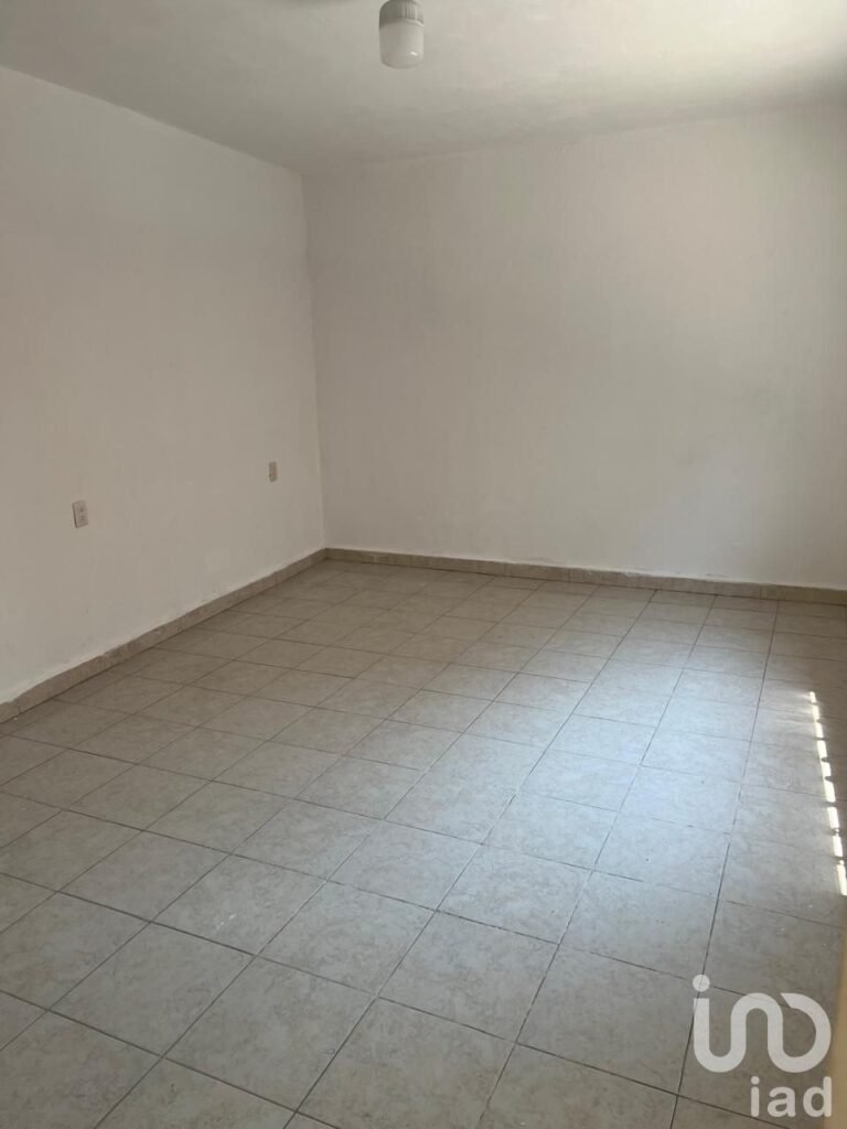 CASA EN VENTA EN SANTA CLARA COATITLA
