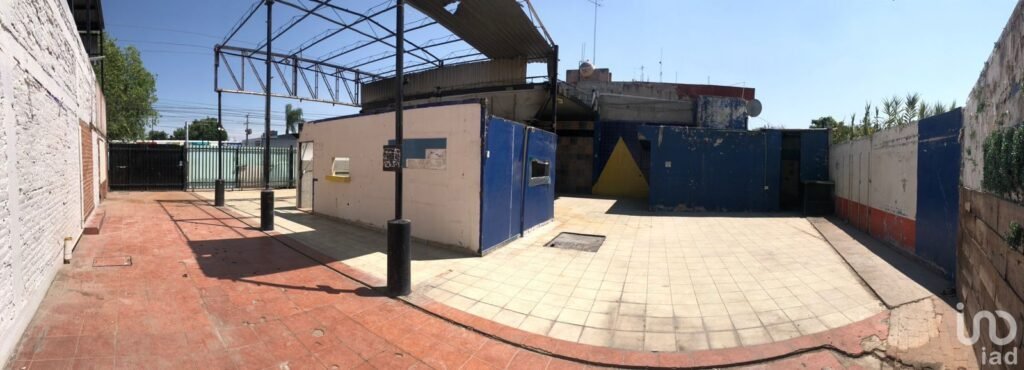 LOCAL AMPLIO EN VENTA  BOULEVARD CELAYA