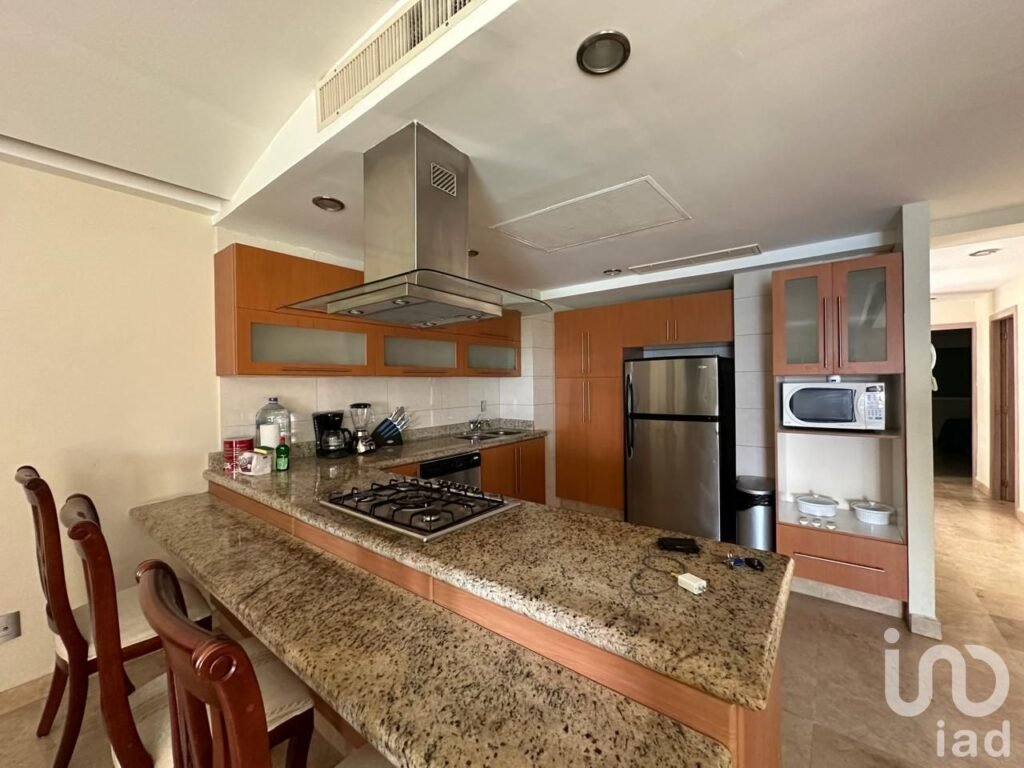 Departamento de dos niveles a Pie de playa, Mazatlán, Sinaloa