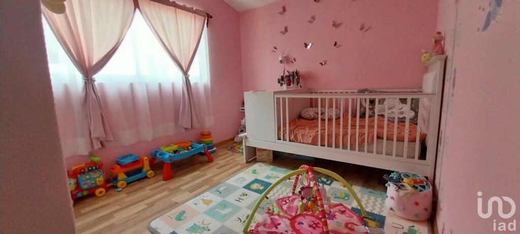 Se vende casa en privada en la Colonia Adolfo López Mateos, Pachuca, Hidalgo.