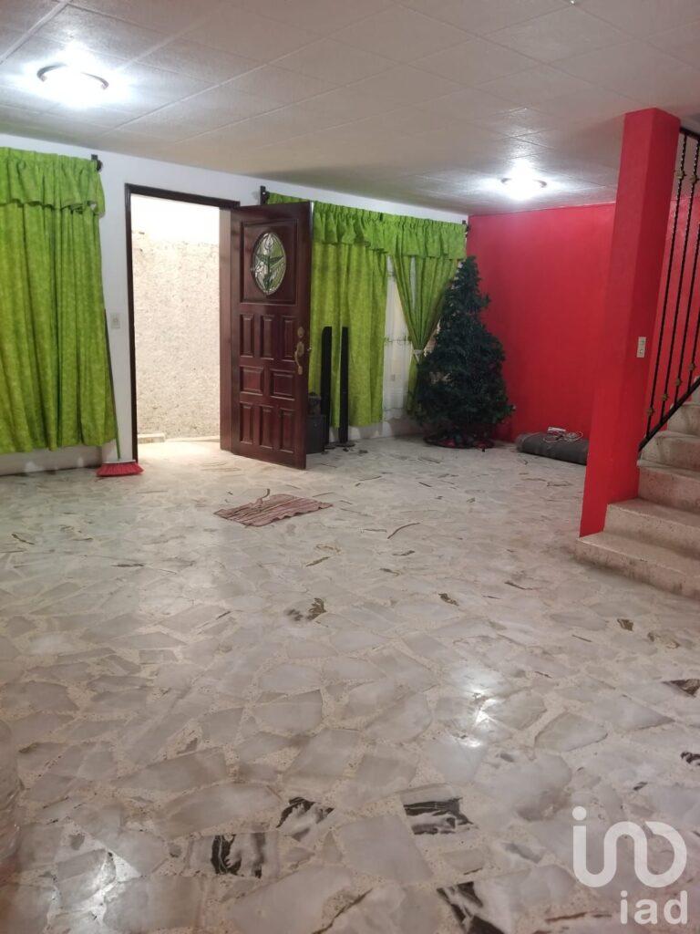 Local en rental en Av. Central, Jardines de Cerro Gordo,  Ecatepec de Morelos