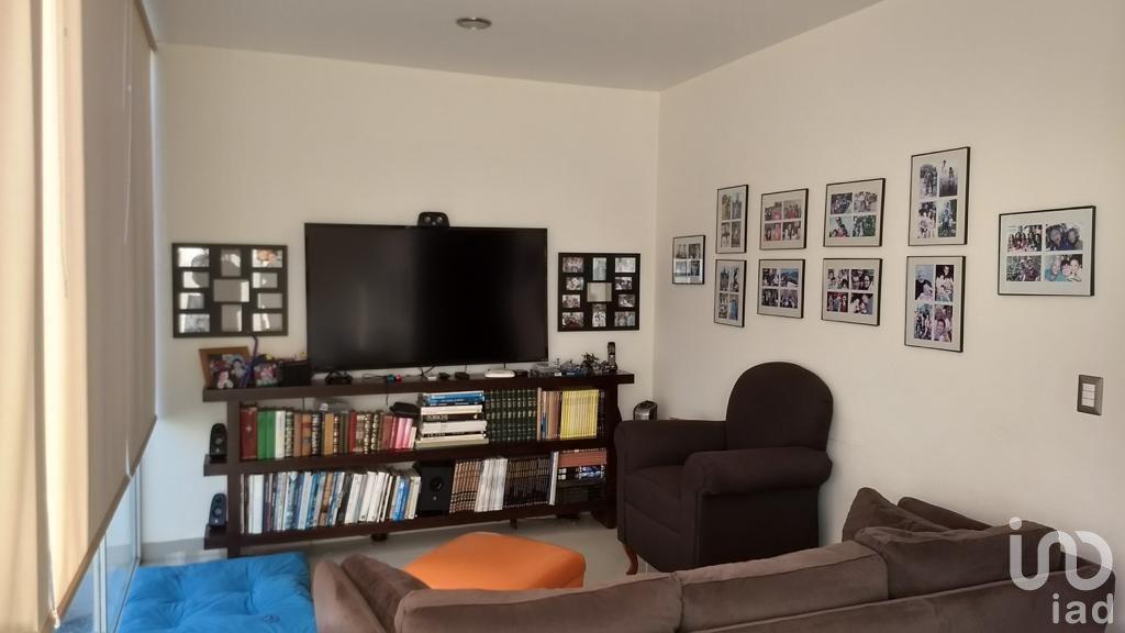 EN VENTA AMPLIA CASA EN CONDOMINIO RUSCELLO, AGUASCALIENTES