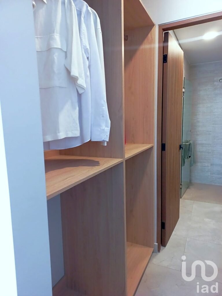 DEPARTAMENTOS EN VENTA EN TORRE COLONIA LA FAMA, SANTA CATARINA, NUEVO LEON