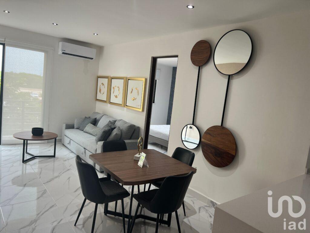 Departamento de 2 recámaras en Avenida Huayacan Cancún