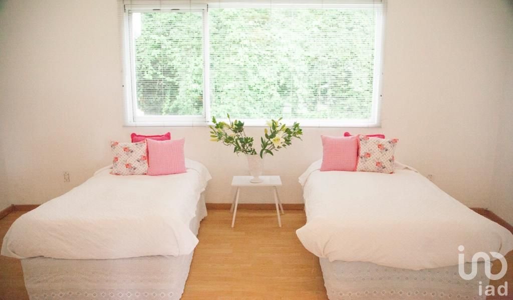 Casa en renta en Jardines de Ahuatepec, Morelos