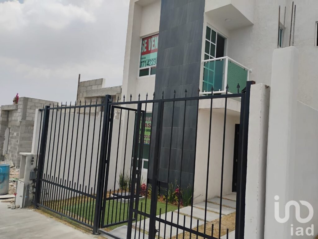 Casa en Mineral de la Reforma a pocos minutos de Hospitales y UAEH