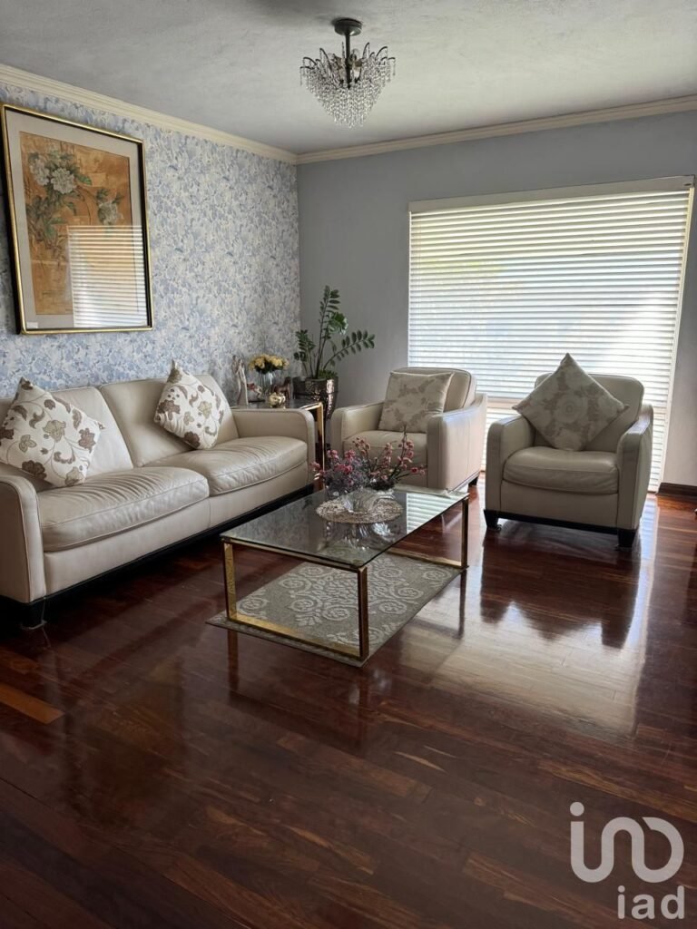 RESIDENCIA EN VENTA EN CONTRY LA SILLA