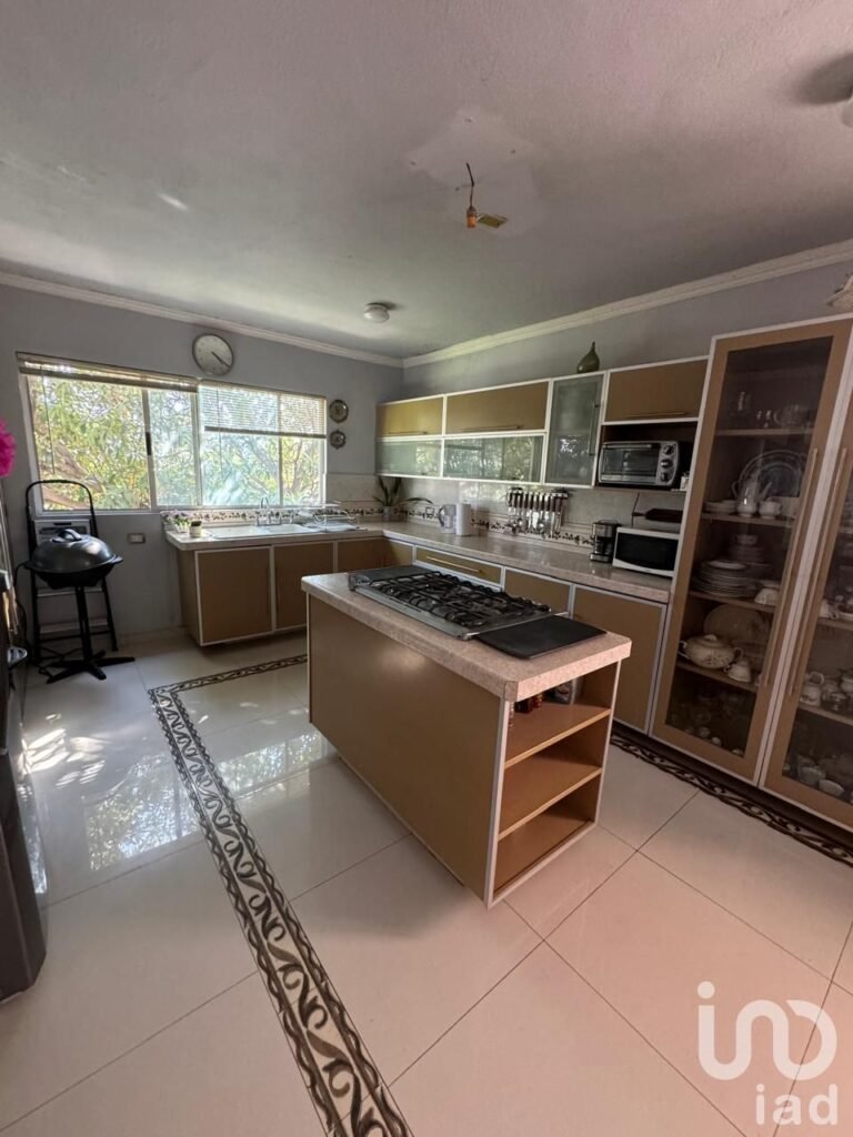 RESIDENCIA EN VENTA EN CONTRY LA SILLA