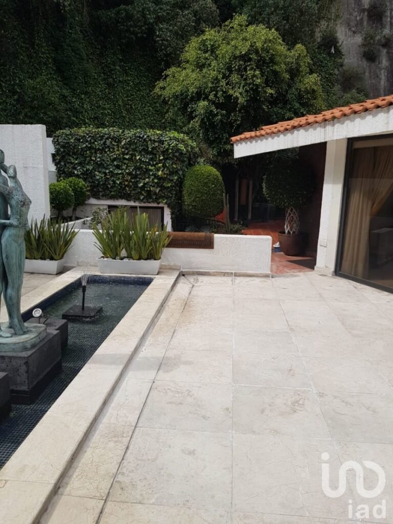 Casa en venta en Bosques de las Lomas, Coajimalpa de Morelos, Cdmx