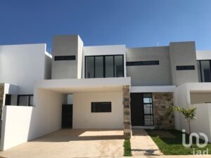 CASA EN VENTA AL NORTE DE MERIDA CHOLUL CASA EN VENTA AL NORTE DE MERIDA CHOLUL