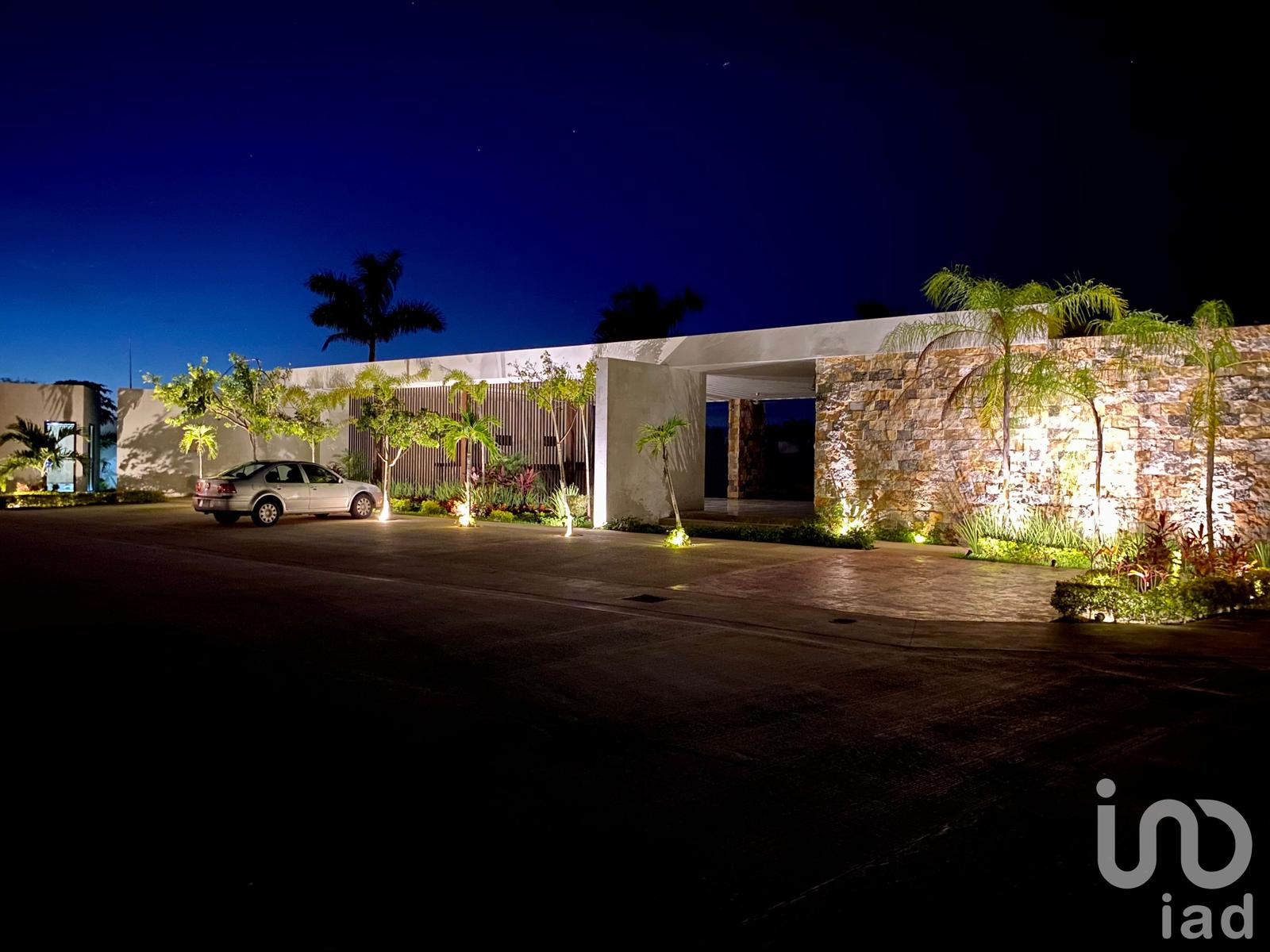 CASA EN VENTA  AL NORTE DE MERIDA CHOLUL