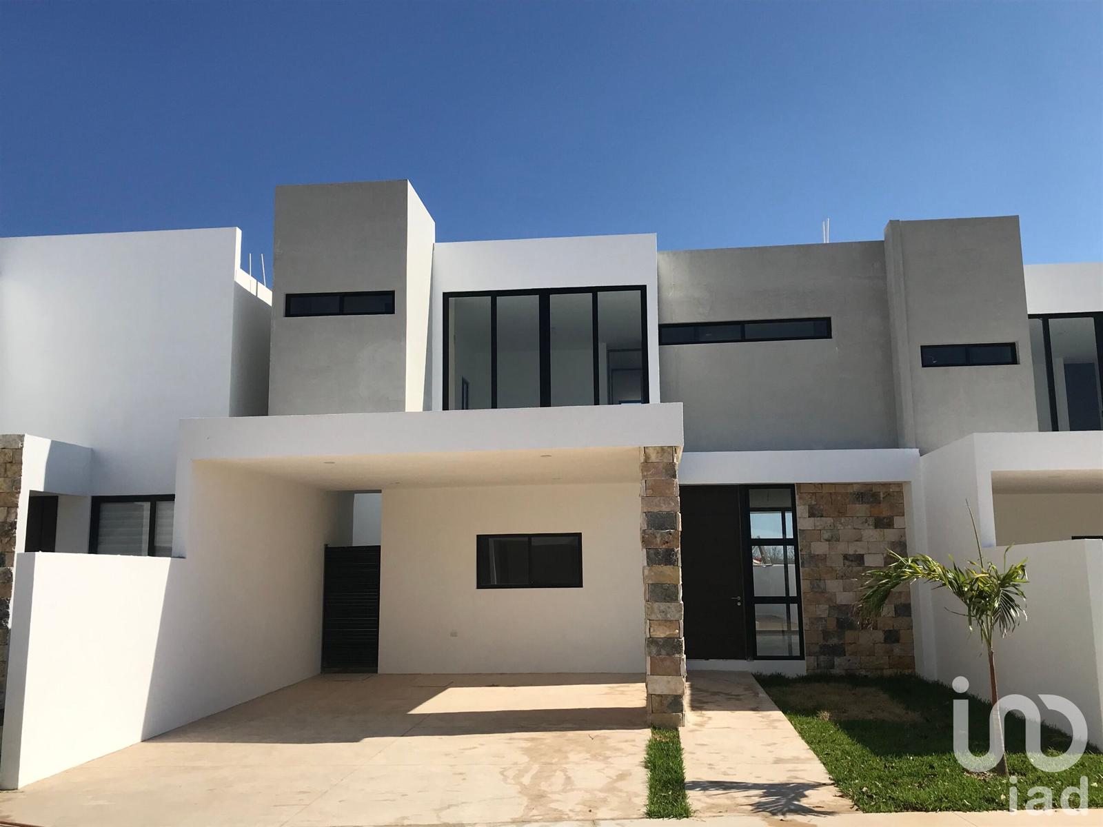 CASA EN VENTA  AL NORTE DE MERIDA CHOLUL