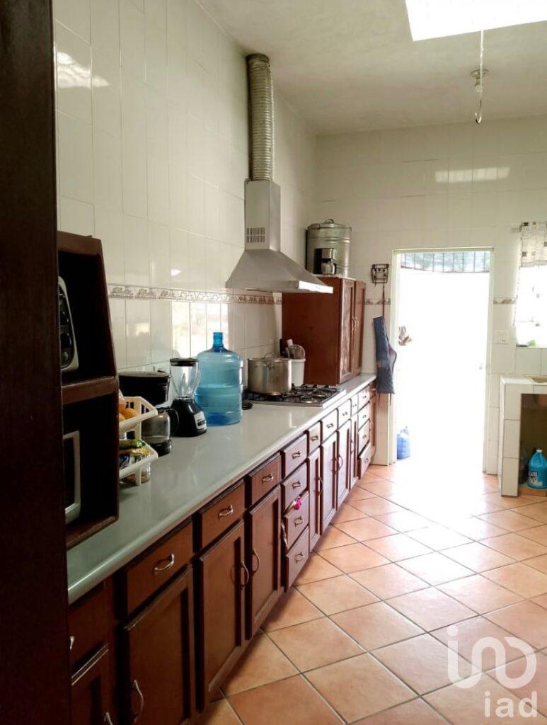 CASA CON LOCAL COMERCIAL EN VENTA SOBRE BLVD FORJADORES LA PAZ BAJA CALIFORNIA SUR