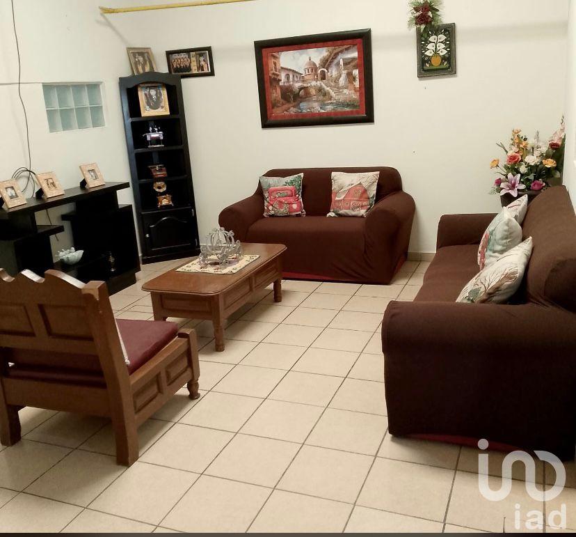 CASA CON LOCAL COMERCIAL EN VENTA SOBRE BLVD FORJADORES LA PAZ BAJA CALIFORNIA SUR