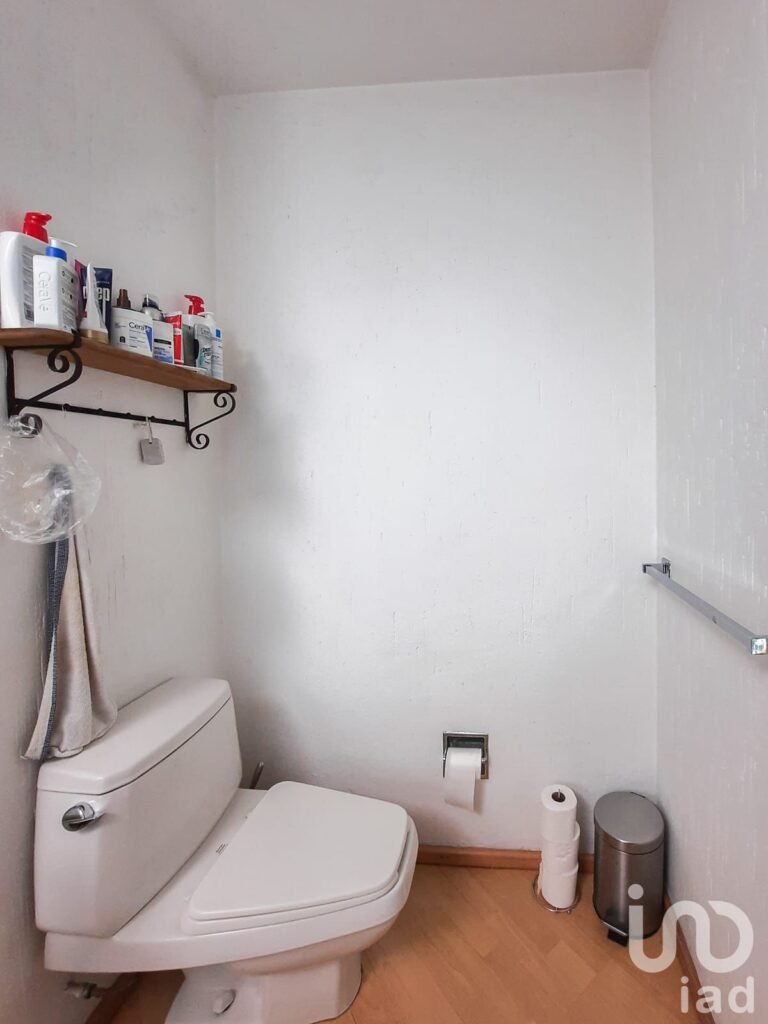 Casa en Venta con vigilancia a 15 minutos de Santa Fe, Cuajimalpa, CDMX