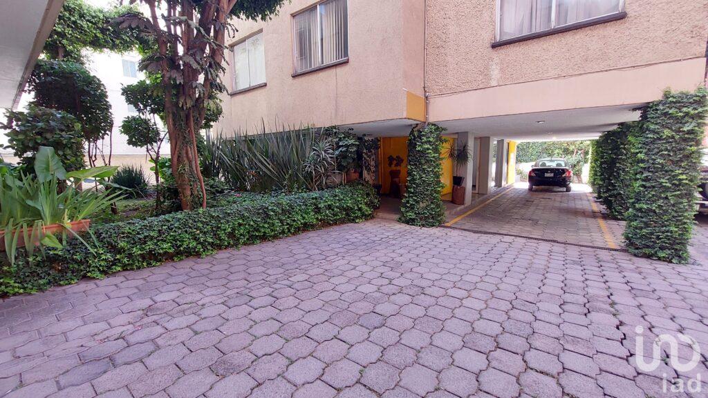 Departamento en Venta. Col. Balcones de la Herradura. Huixquilucan, Edomex